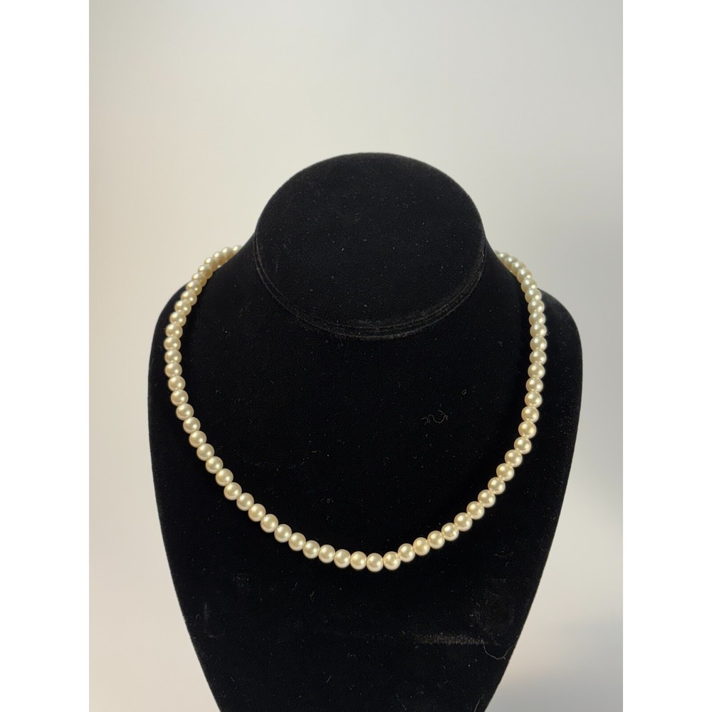 Vintage Necklace Park Lane Signed Faux Pearl Delicate 22 inch for‎ Stacking
